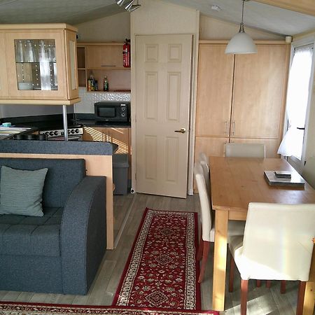 8 Berth Central Heated Golden Palm Чапел-Сент-Леонардс Экстерьер фото