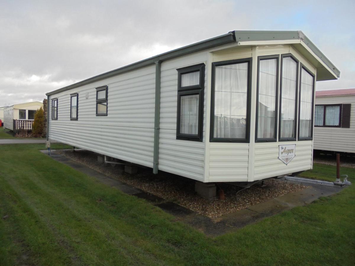 8 Berth Central Heated Golden Palm Чапел-Сент-Леонардс Экстерьер фото