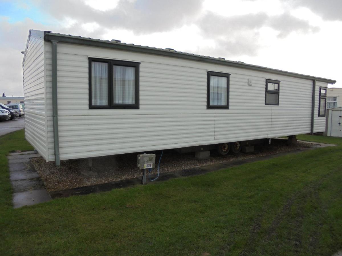 8 Berth Central Heated Golden Palm Чапел-Сент-Леонардс Экстерьер фото