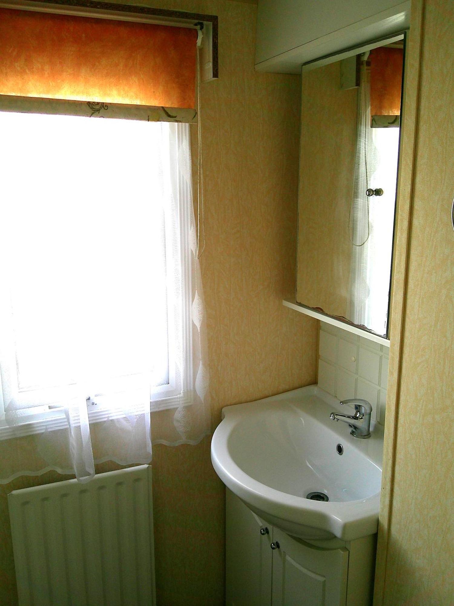 8 Berth Central Heated Golden Palm Чапел-Сент-Леонардс Экстерьер фото